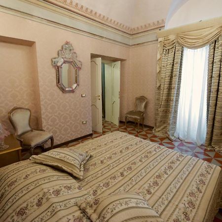 Palazzo Tilli Casoli  エクステリア 写真