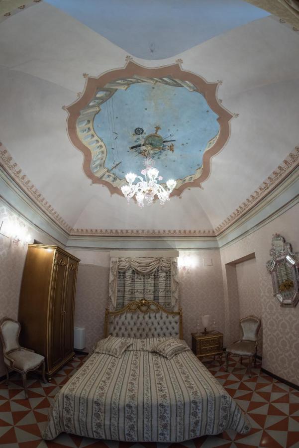 Palazzo Tilli Casoli  エクステリア 写真