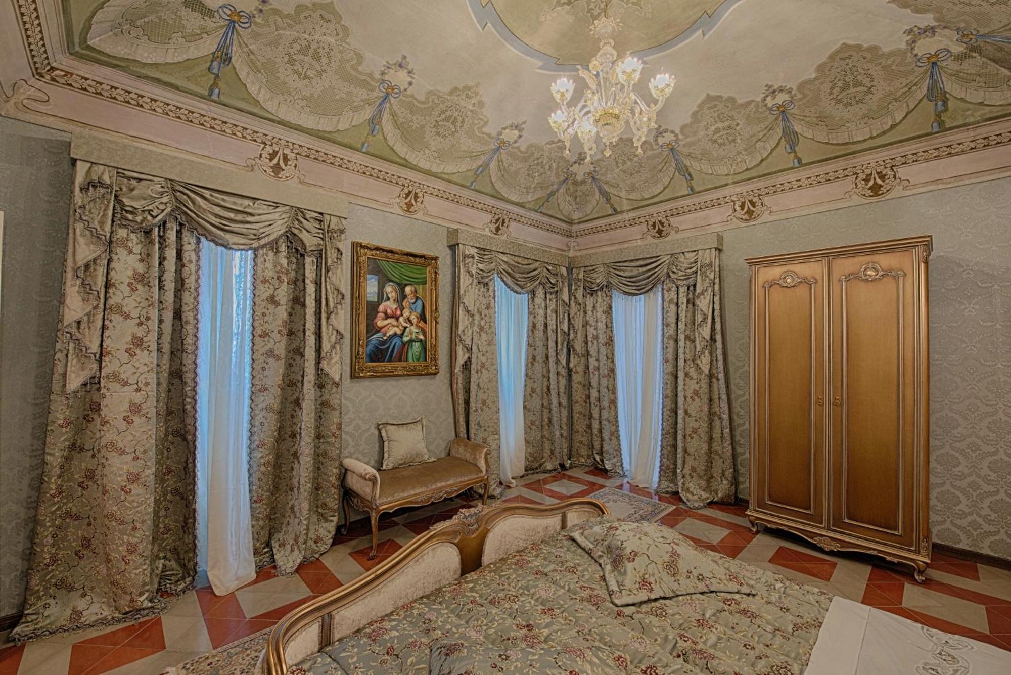 Palazzo Tilli Casoli  エクステリア 写真